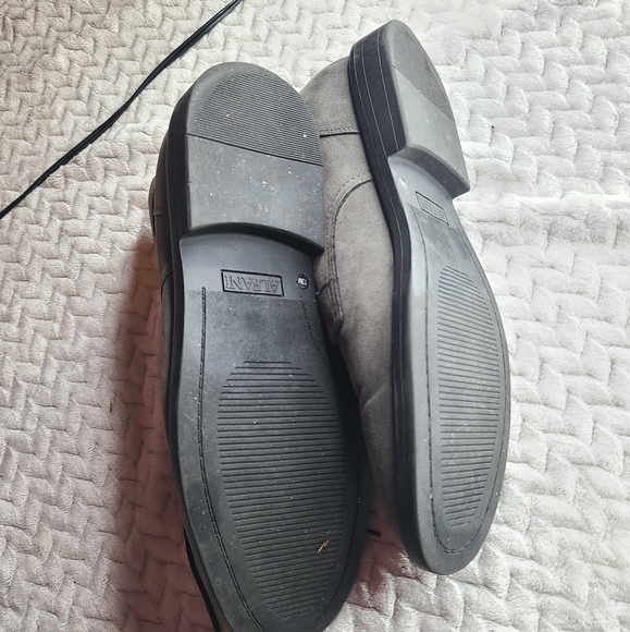 Size 13 Gray Alfani Chukka Boots - Picture 3 of 3